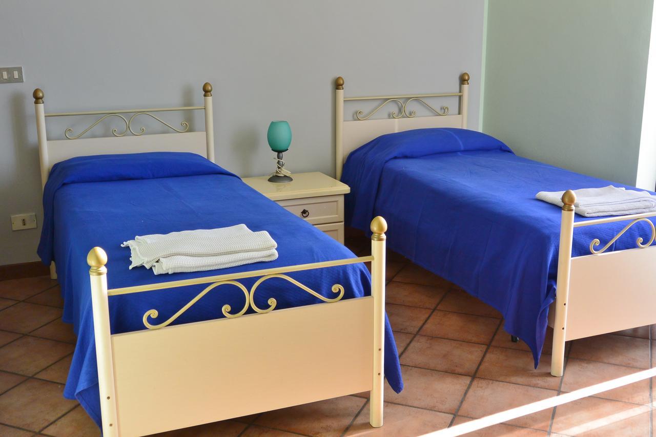 Albergo Escondido Soresina Bagian luar foto